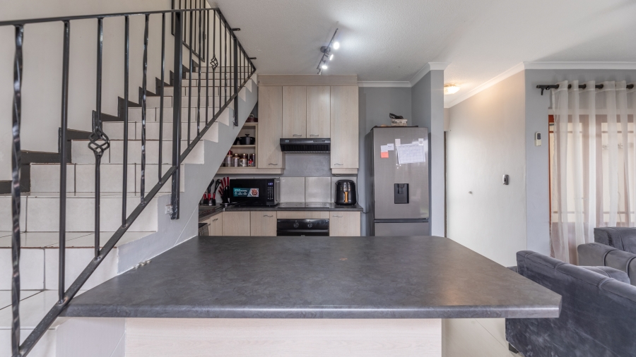 2 Bedroom Property for Sale in Parklands Western Cape